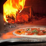 Pizzeria a Capri con forno a legna